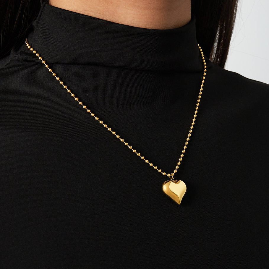Gold Heart Pendant Necklace