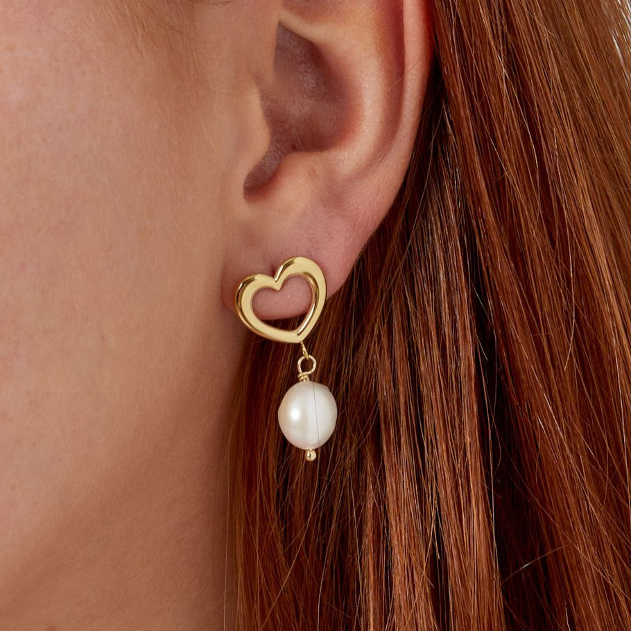 Gold Heart Earrings with Pearl Drop