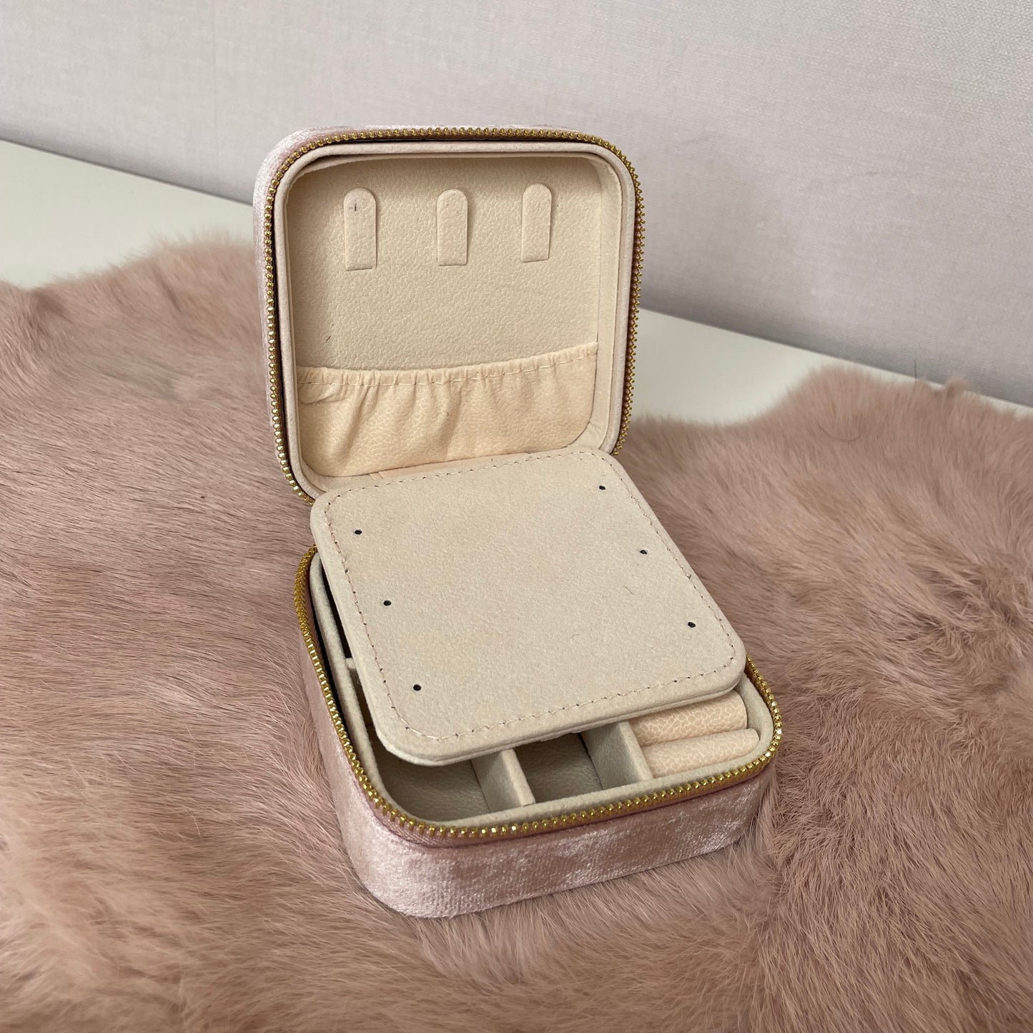 Velvet Jewelry Travel Case